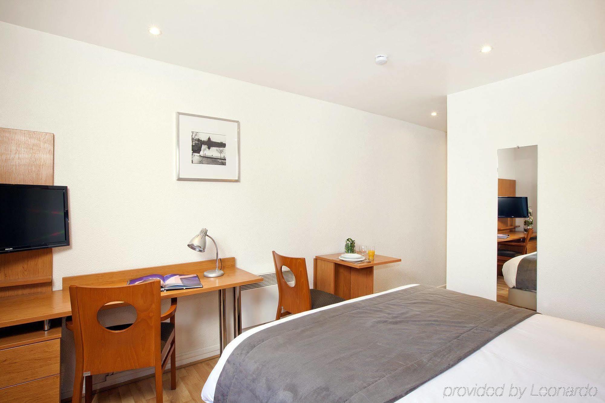 Sejours & Affaires Toulouse De Brienne Aparthotel Exteriör bild